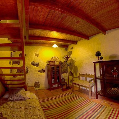 Гостьовий будинок Geranios Rojos Las Rosas  Екстер'єр фото